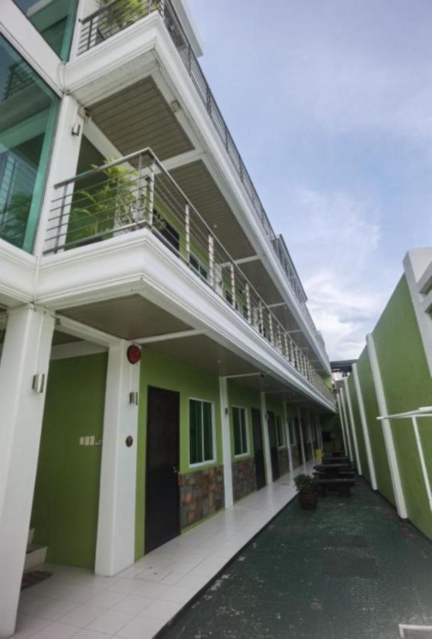 Delta Star Manor Hotel Naga  Bagian luar foto
