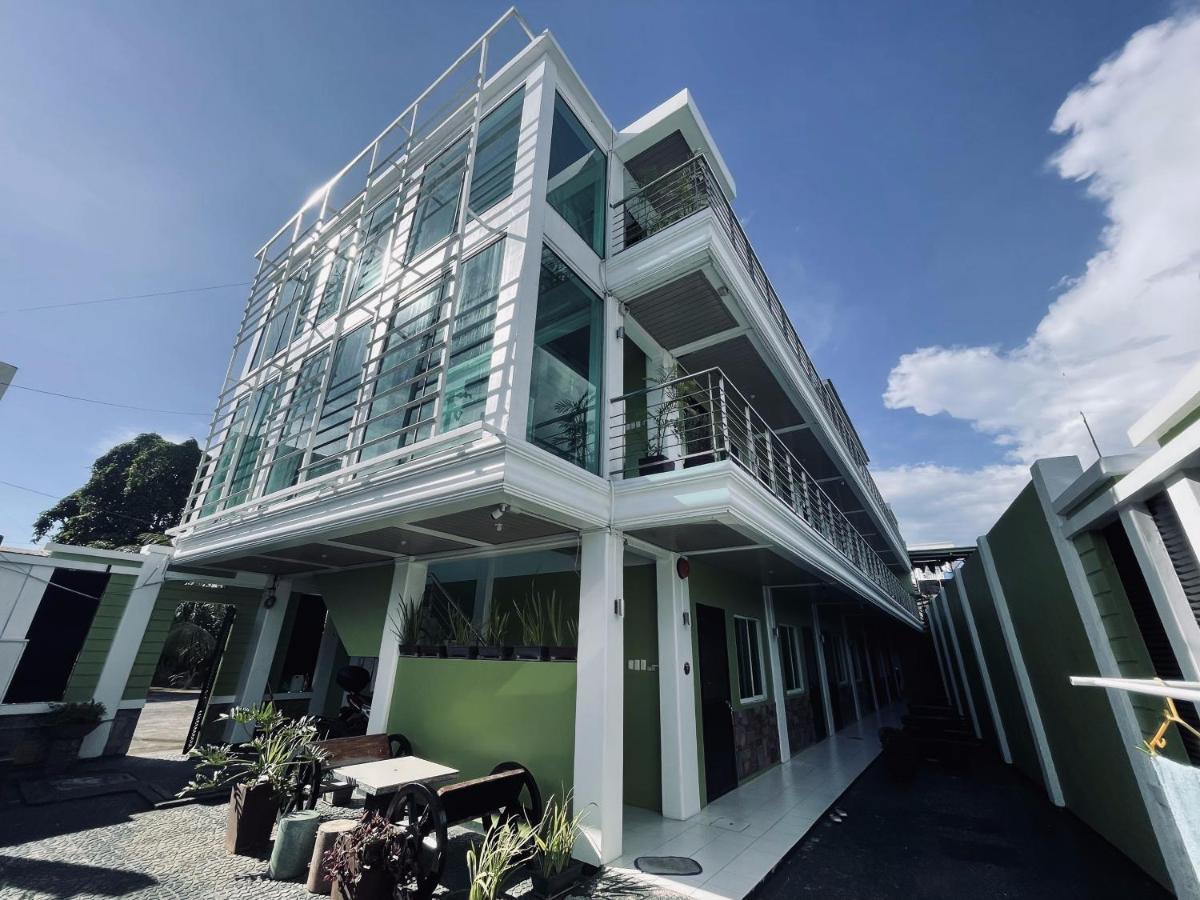 Delta Star Manor Hotel Naga  Bagian luar foto